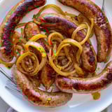 Bratwurst Pfanne Zwiebeln Senf